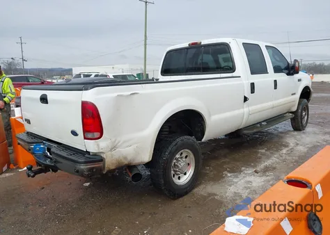 2003 Ford F-250 Lariat/Xl/Xlt z USA, uszkodzony, nr VIN 1FTNW21P43EC15075